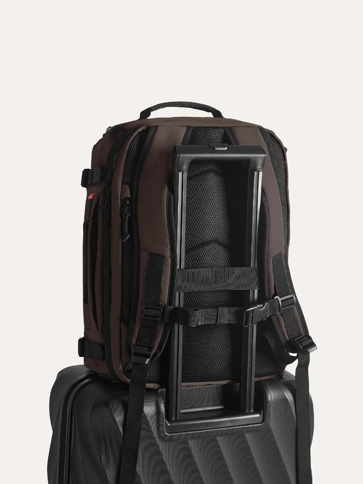 Blast 38L Mesh Travel Backpack