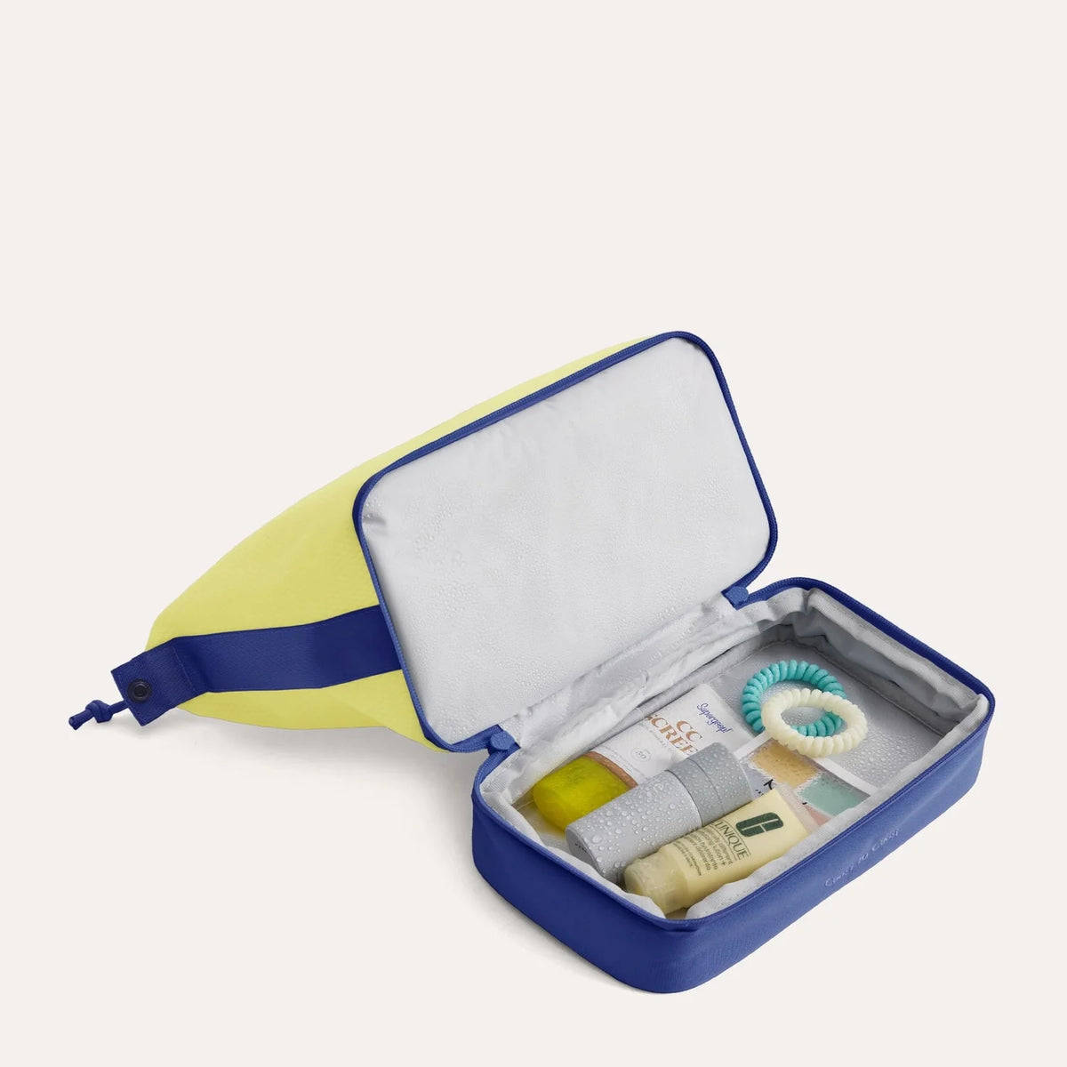 (FREE GIFT)Coast Toiletry Bag