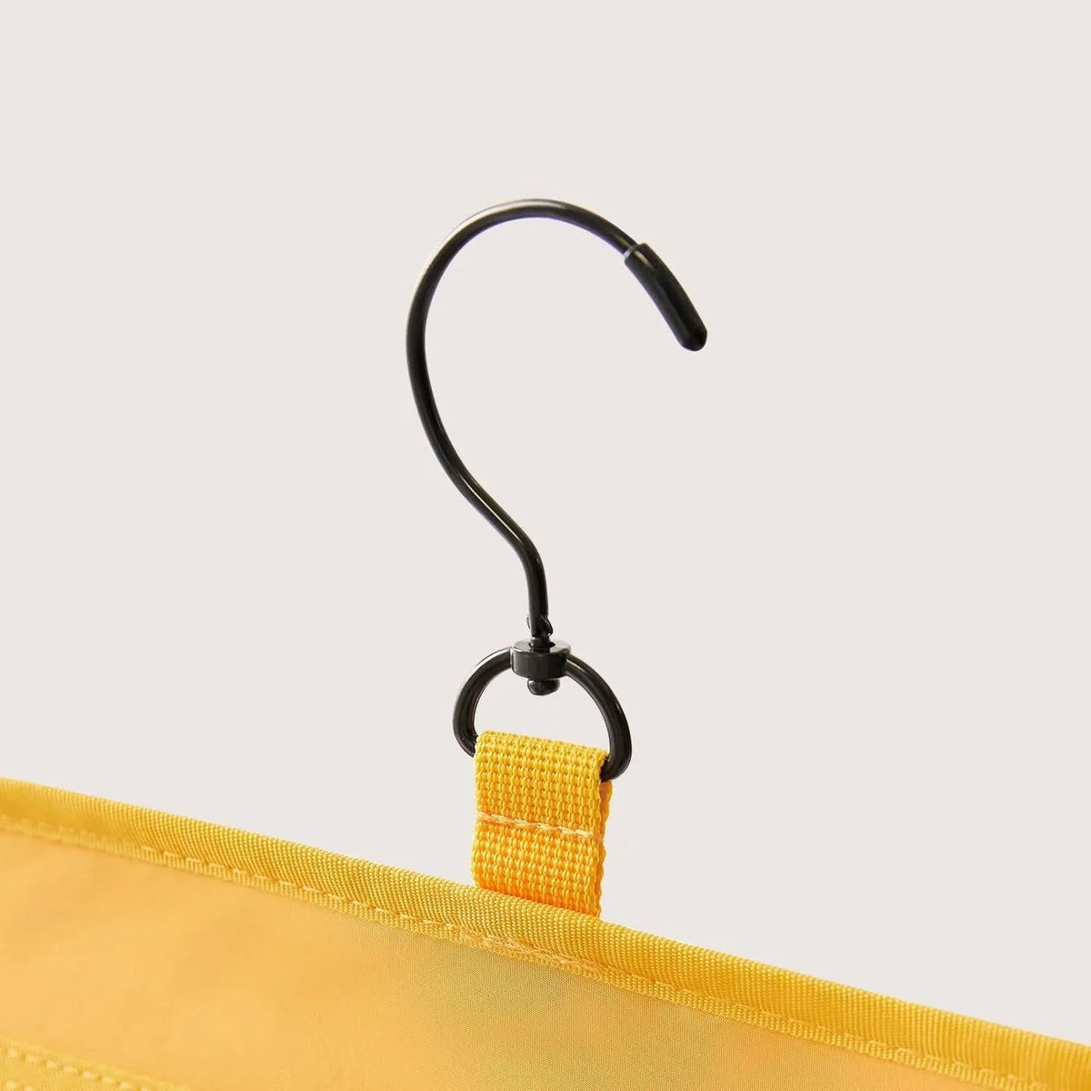 (FREE GIFT) Paz Hanging Toiletry Bag