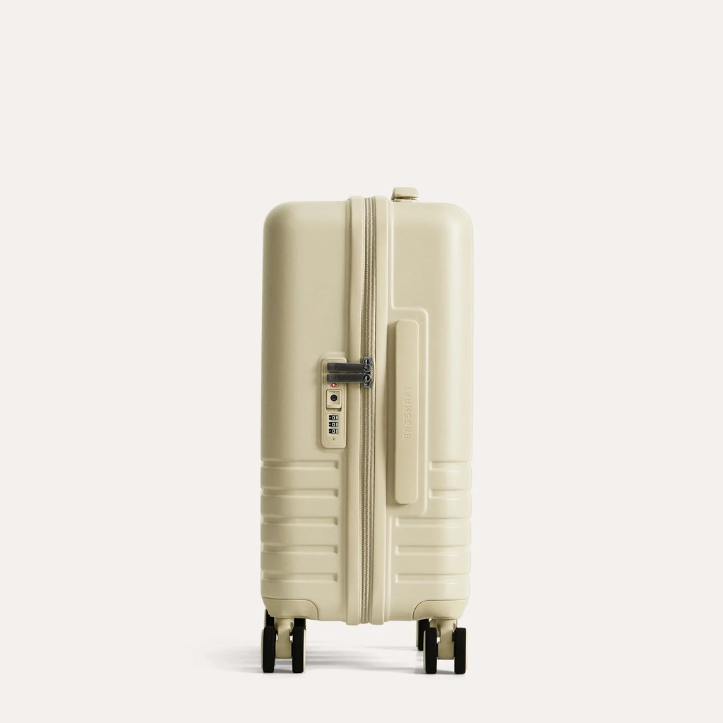 (FREE GIFT) Getaway 19" Carry-On